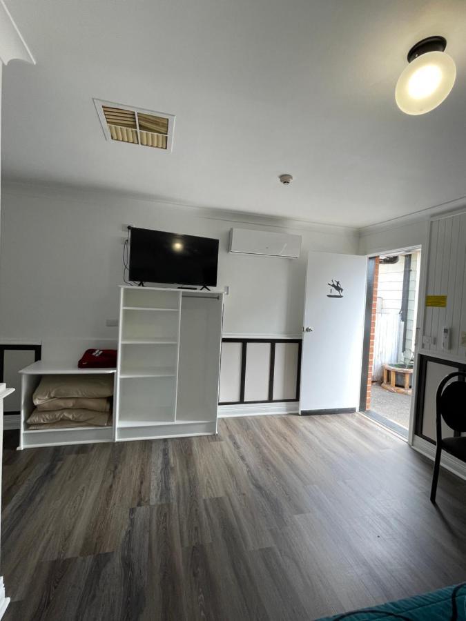Tamworth Lodge Motel Экстерьер фото